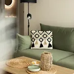 Duch Gor Apartman
